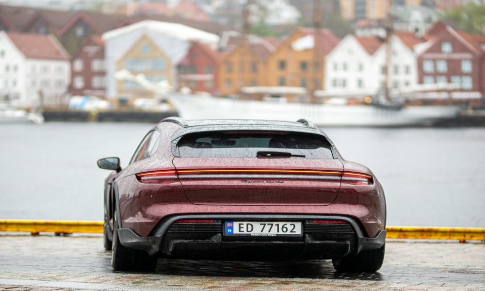 Image of a Norwegian registered Porsche Taycan electric car